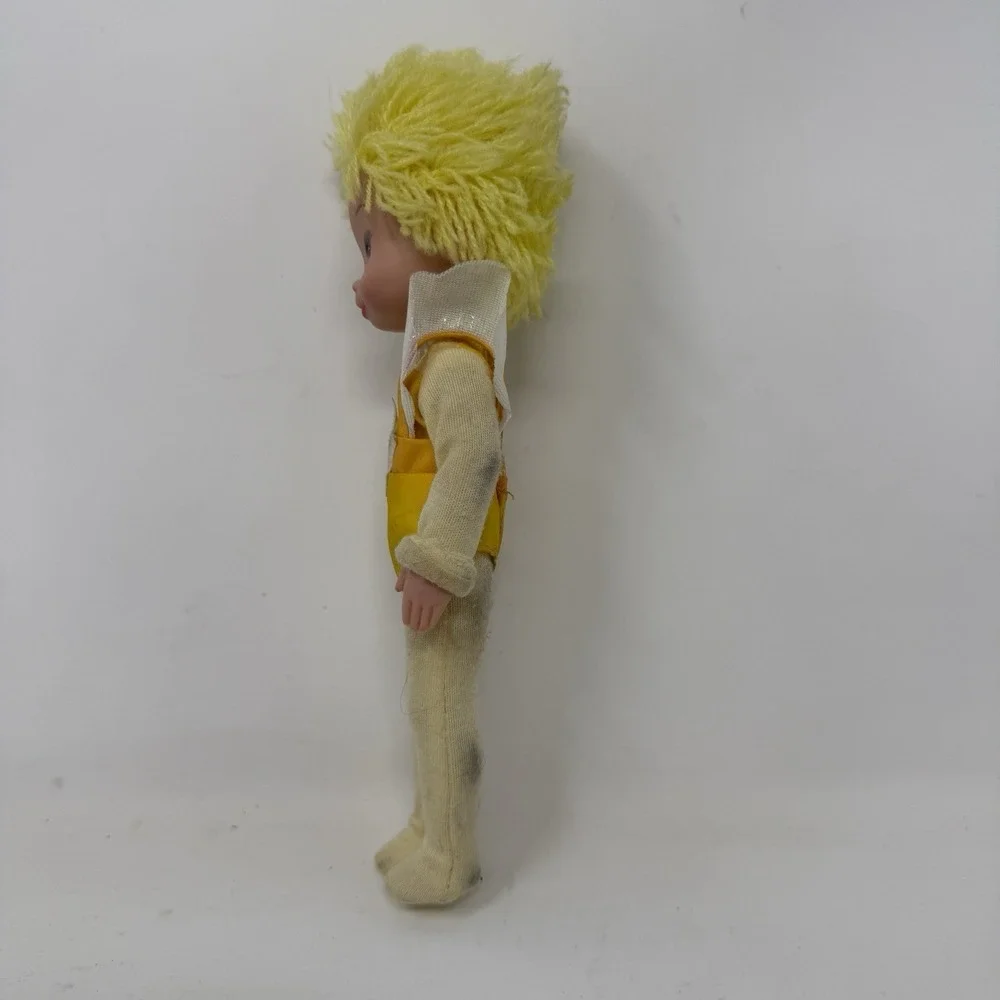 Vintage Rainbow Bright Canary Yellow 1983 Poseable Doll Hallmark